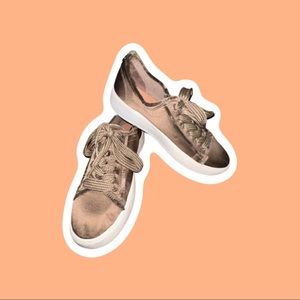 Women’s Mossimo Silky Pumps - Army Green